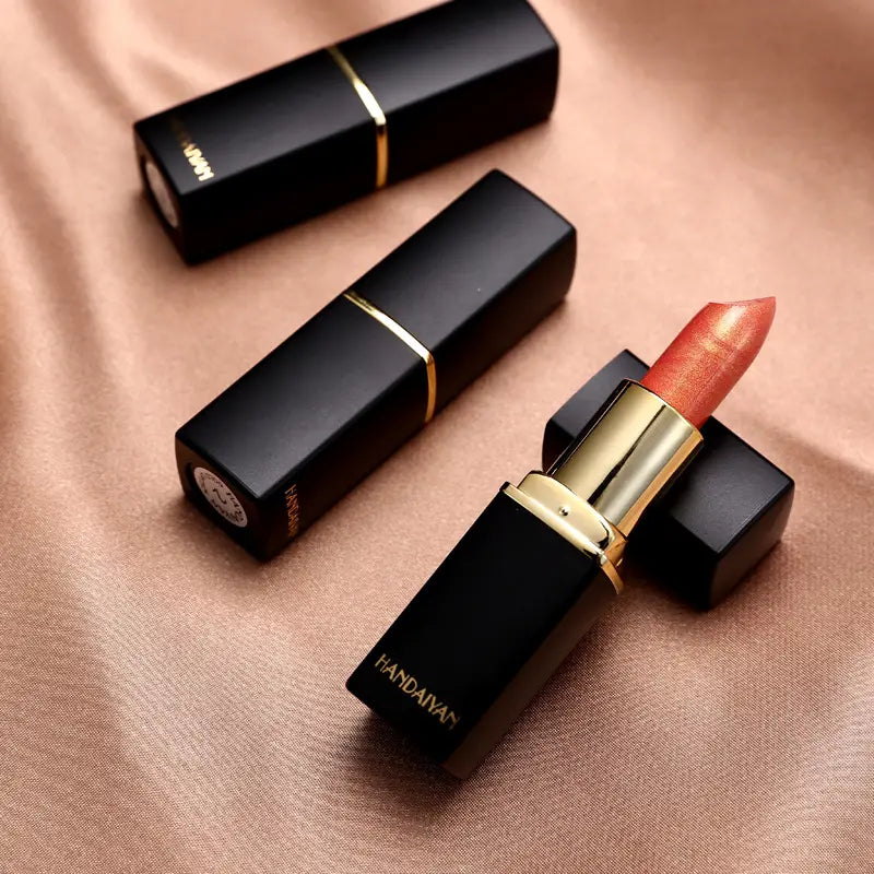 Color-Changing Metallic Pearlescent Gilded Lipstick